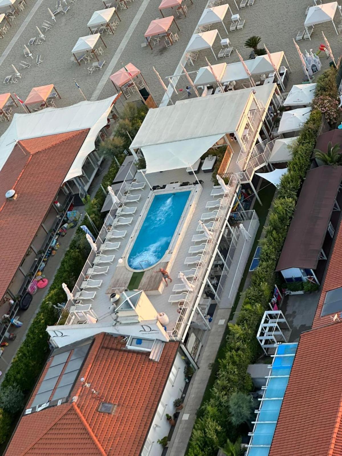 Danio Beach House Lido di Camaiore Extérieur photo